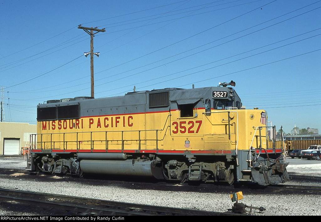 MP 3527 at KC